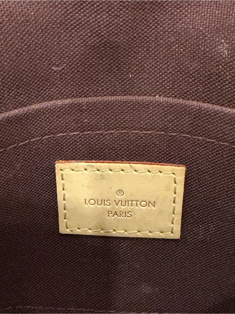 LOUIS VUITTON Louis Vuitton Monogram
Favorite MM Shoulder Bag Chain Clutch - Picture 6 of 7